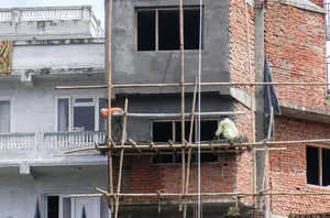 Komfortowe użytkowanie rusztowań elewacyjnych