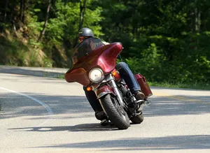 Wygodna i wytrzymała odzież motocyklowa